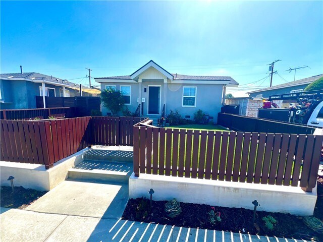 Foto principal - 5032 Gundry Ave