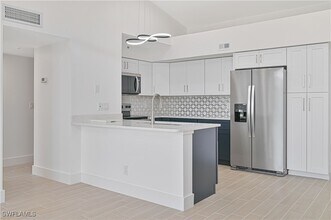 Building Photo - 13521 Eagle Ridge Dr