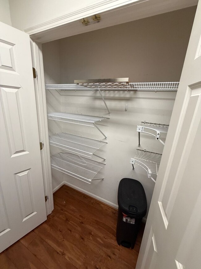 Foto del edificio - Superb Two Bedroom/Two Bath Condo In Beavercreek