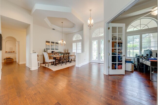 Building Photo - The Estates of Cypress Landing Beauty