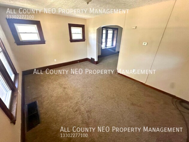 Building Photo - Charming 3 Bedroom, 1 Bathroom Home for Rent