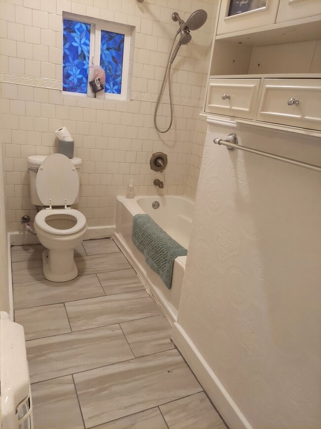 Foto del edificio - 1703 Chaffin St