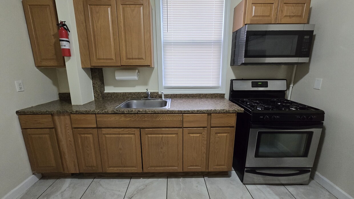 Foto principal - 161 16th Ave