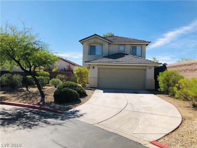 Building Photo - SUMMERLIN BEAUTY WITH TONS OF UPGRADES*3 L...