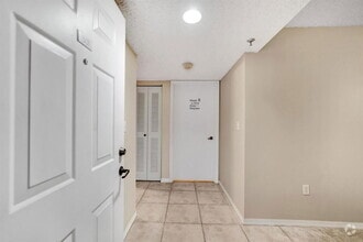 Building Photo - 9470 Tangerine Pl