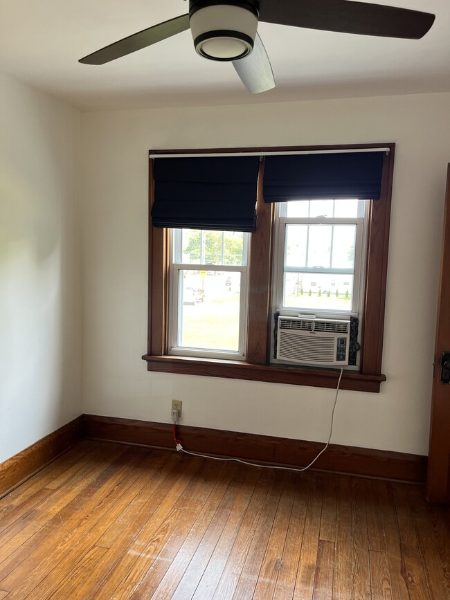 Building Photo - 21120 W Toledo St