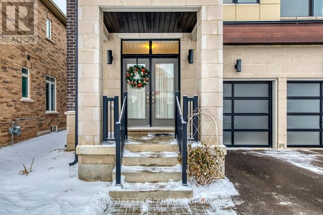 Building Photo - 147 Petgor Path