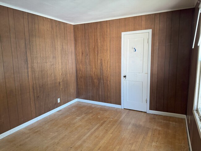 Foto del edificio - 466 W Grand Ave