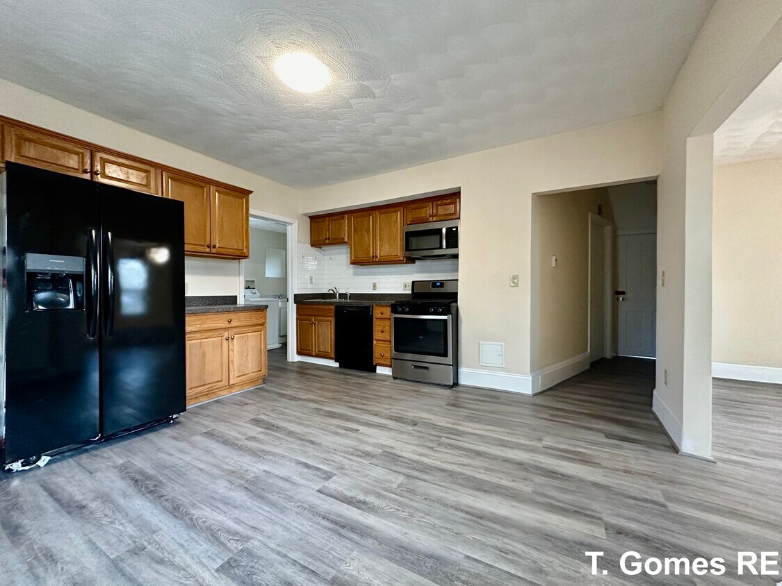 66 Home St Unit 2, Malden, MA 02148 Condo for Rent in Malden, MA