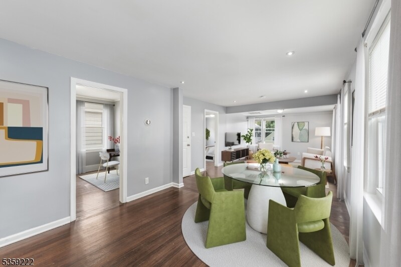 Foto principal - 1112 Thompson Ave