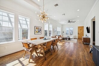 Building Photo - 304 Walton St