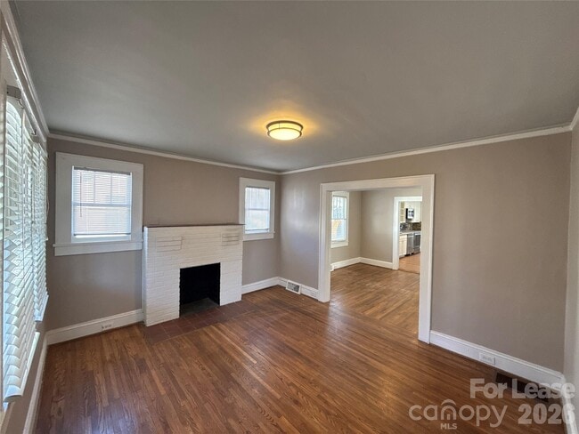 Building Photo - 1624 Club Rd