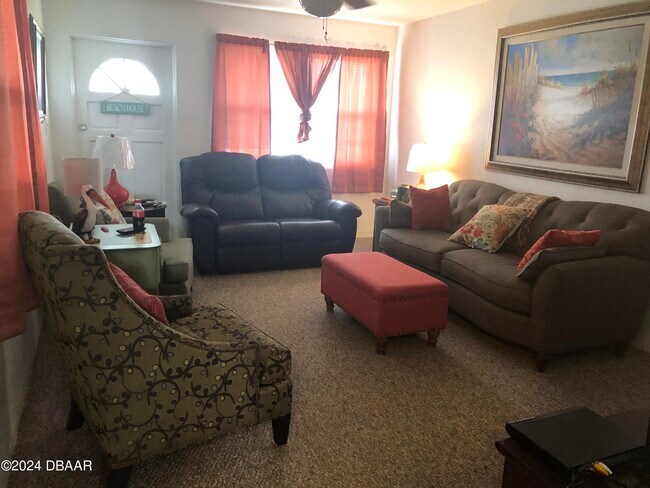 Foto del edificio - 18 Seaview Dr