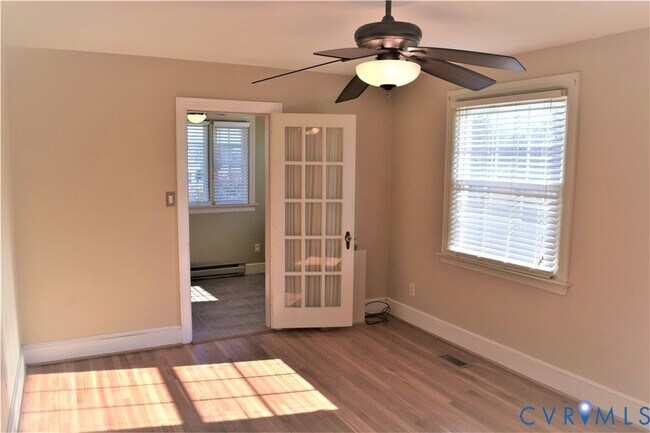Foto del edificio - 2922 Ruthland Rd