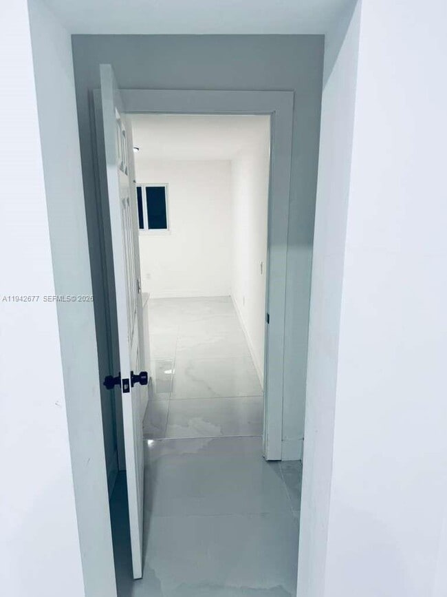 Foto del edificio - 1308 NW 19th Ave