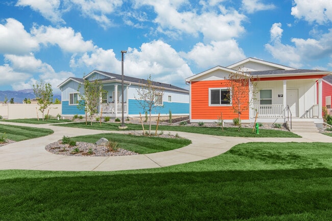 Building Photo - Cottages at Chapel Heights
