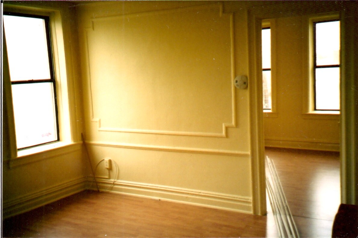 Living Area - 22-26 Weldon St