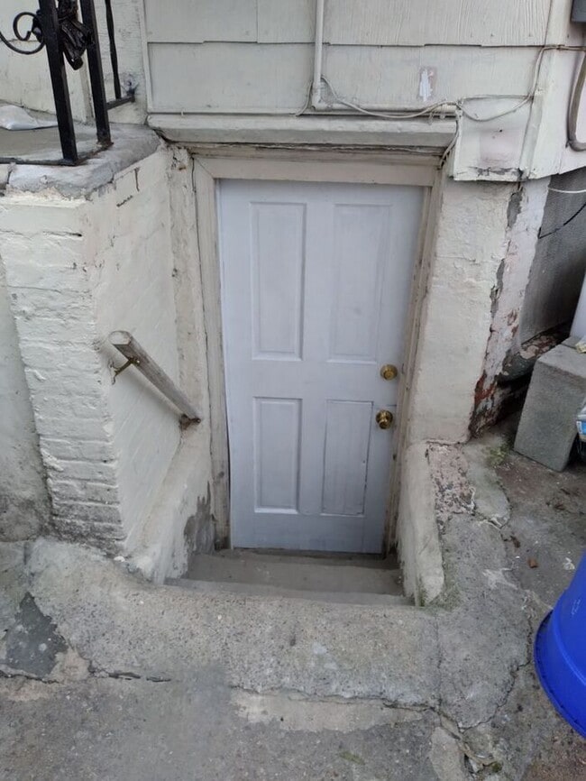 Photo - 3 bedrooms on the 3rd Floor with Central Hot Air, and an Available backyard House