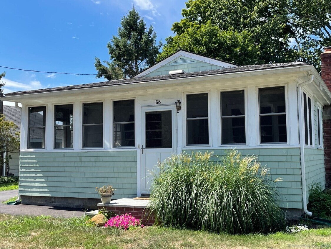Primary Photo - 68 Kelsey Pl