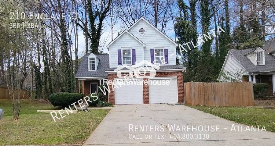 Primary Photo - Location! Location! Spacious 3 Bedroom hom...