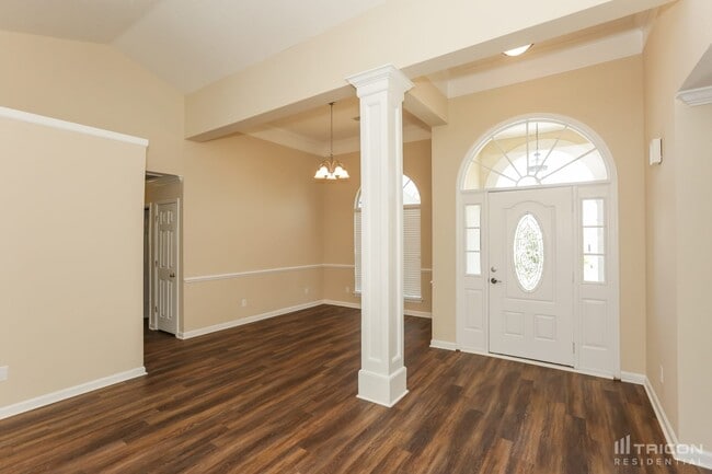Building Photo - 9 Big Horn Ct