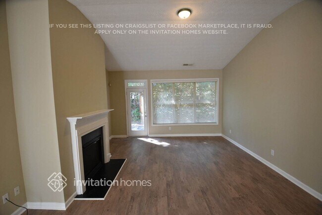 Building Photo - 127 Silver Arrow Cir