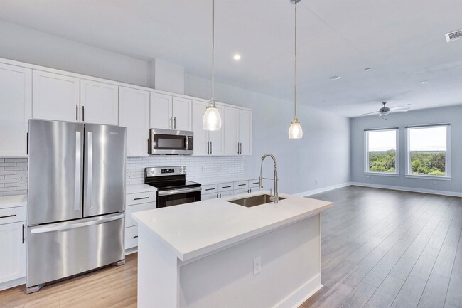 Foto del edificio - 4507 E Martin Luther King Jr Blvd