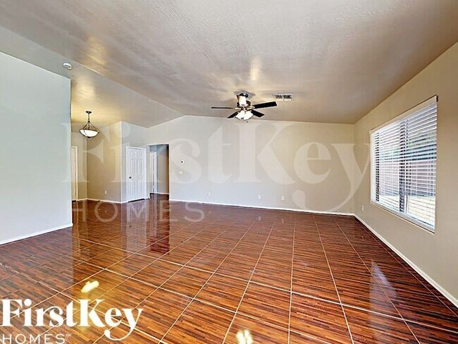 Foto del edificio - 14412 N 152nd Ln