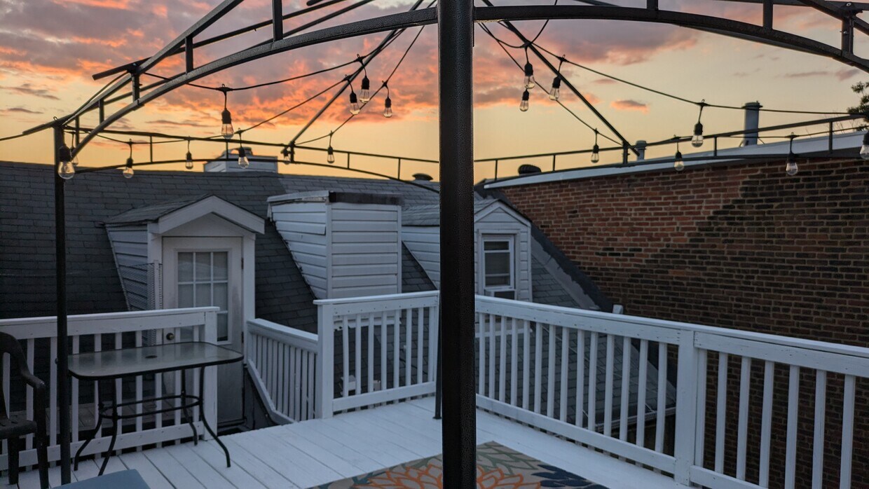 Photo - 805 S Hanover St (Baltimore, MD)