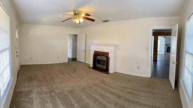 Building Photo - 1574 FM 1795