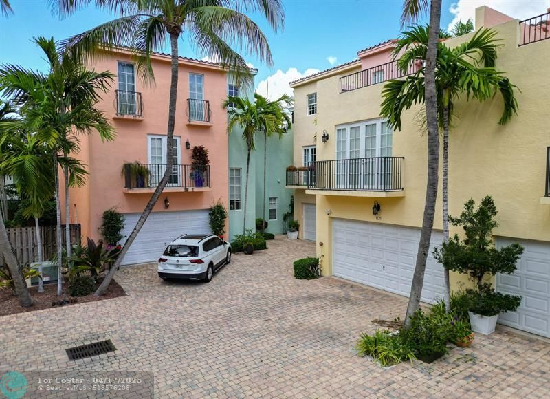 Foto principal - 1123 NE 18th Ave