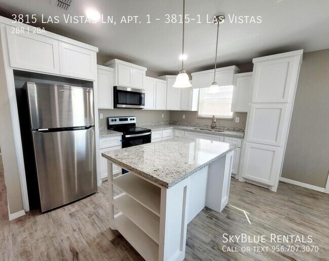 Foto del edificio - 3815 Las Vistas Ln