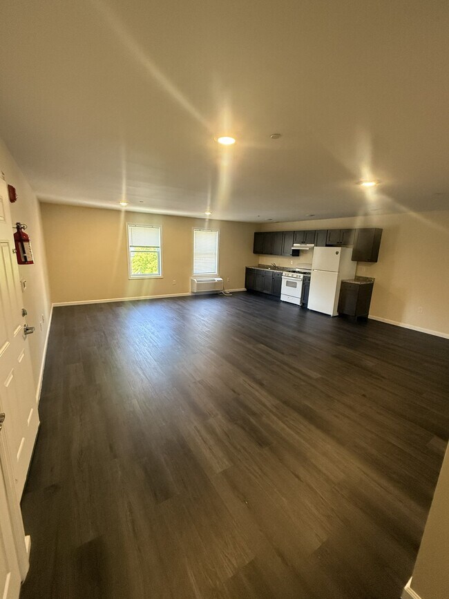 Foto del edificio - 219 Redmond St
