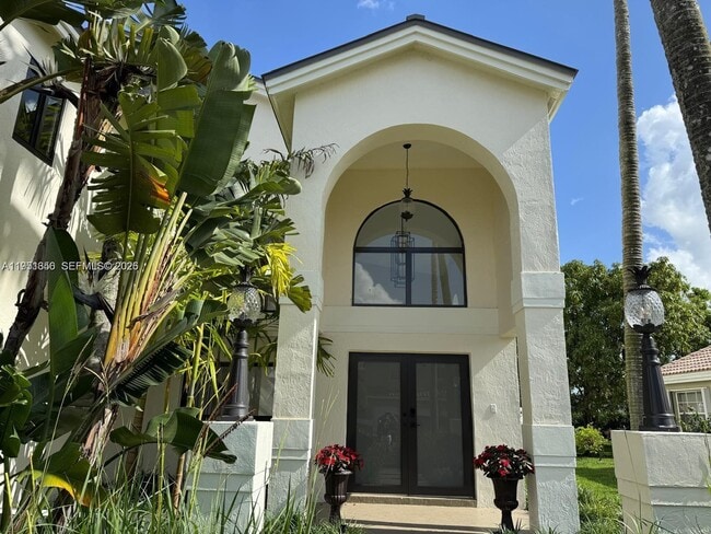 Building Photo - 20160 NW 9th Dr