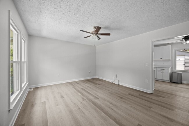 Building Photo - Fantastic Corner Lot, Updated 4 Bedroom Sp...