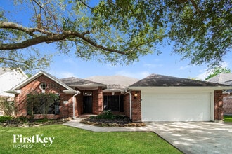 Building Photo - 3111 Bay Spring Dr