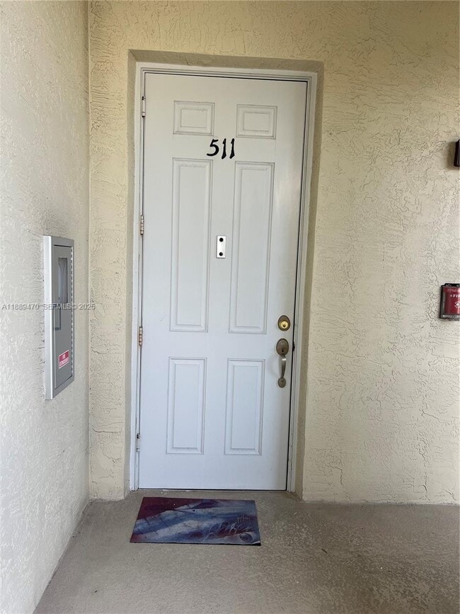 Building Photo - 3500 Oaks Clubhouse Dr