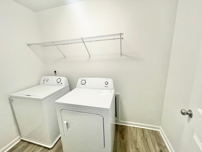 Foto del edificio - 113 Lorcan Ln