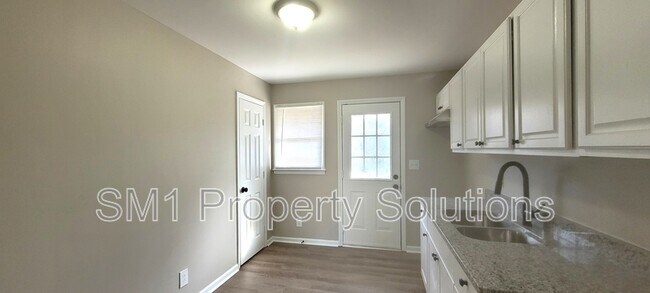 Building Photo - 1417 Ardmore Dr