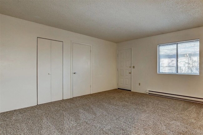 Building Photo - 555 Dameron Dr