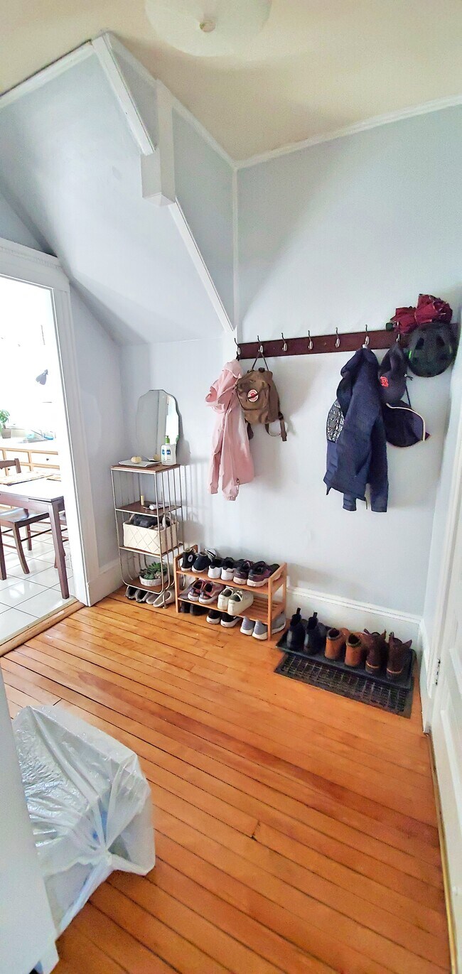 Foto del edificio - 35 Fairview Ter