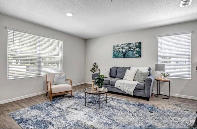 Foto del edificio - 11470 Oakfield Ct