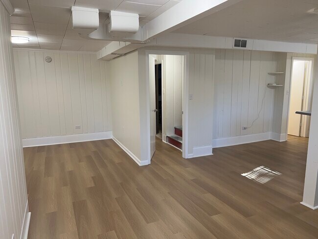 Foto del edificio - 513 Midvale St