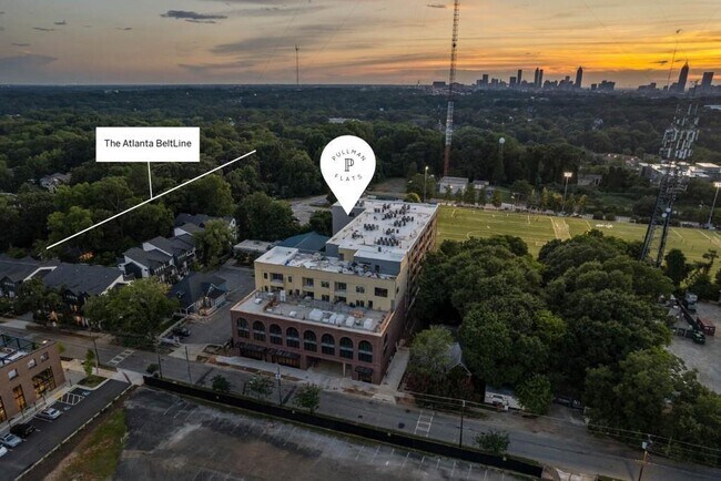 Foto del edificio - 112 Rogers St NE