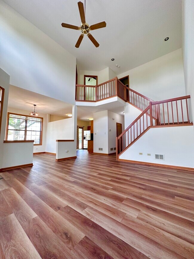 Building Photo - 752 Big Timber Dr