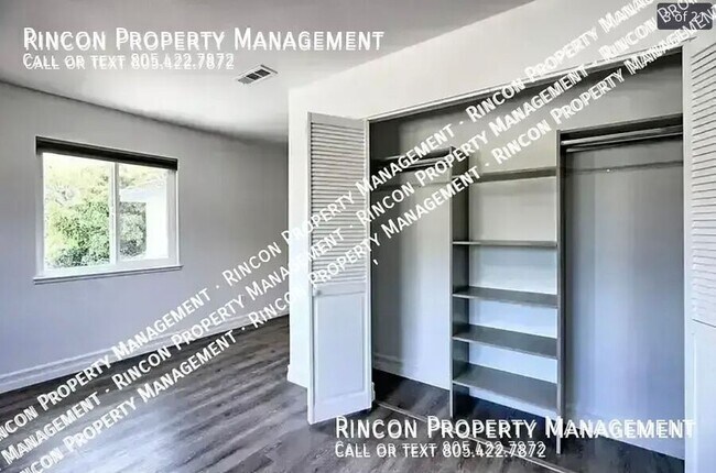 Foto del edificio - 2585 Warbler Ave