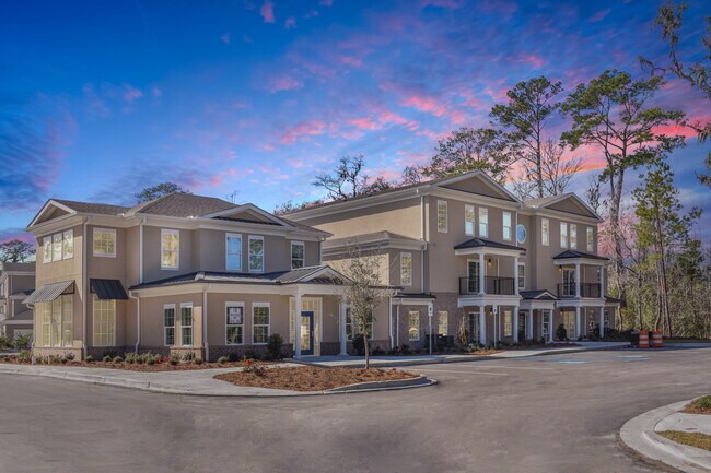Foto del edificio - Enclave at Bluffton Park