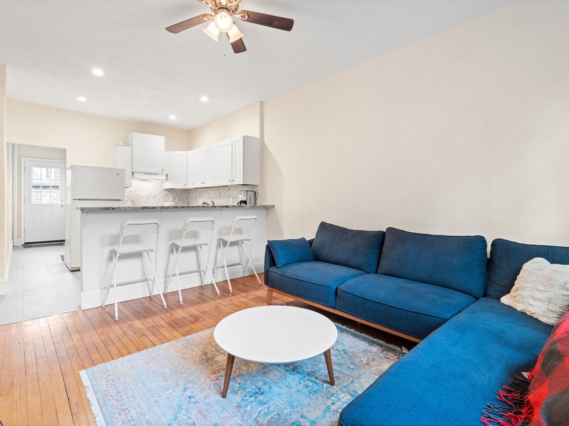 61 Thatcher St Unit 2, Brookline, MA 02446 Condo for Rent in