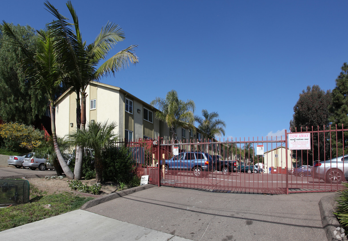 Primary Photo - Alder Apartments