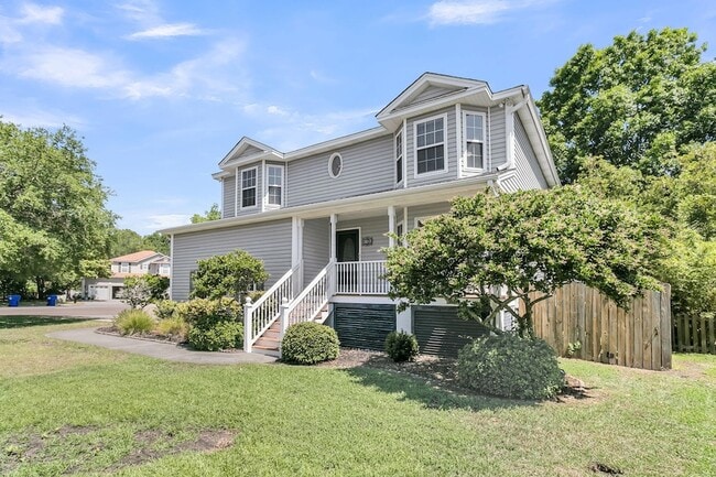 Building Photo - 1574 Ocean Neighbors Blvd